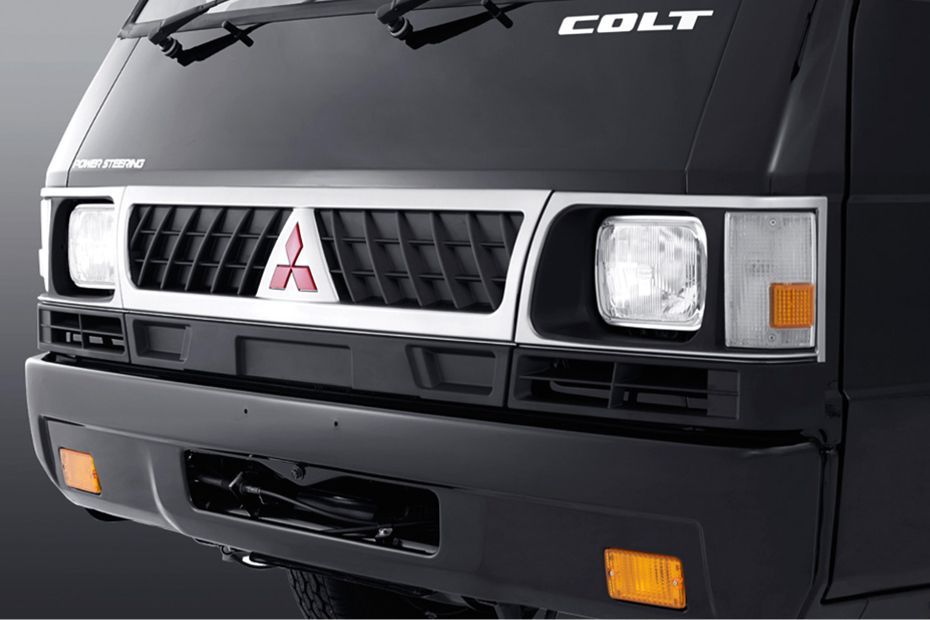 Mitsubishi L300