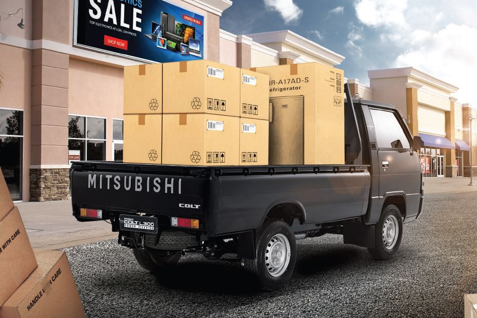 Mitsubishi L300